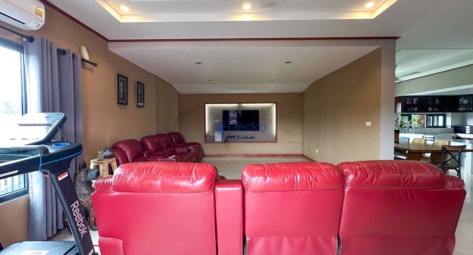 Haus zum Kauf mit 5 Zimmer in Bang Saray, Pattaya