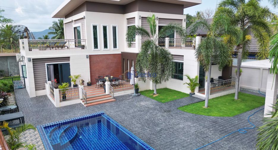 Haus zum Kauf mit 5 Zimmer in Bang Saray, Pattaya