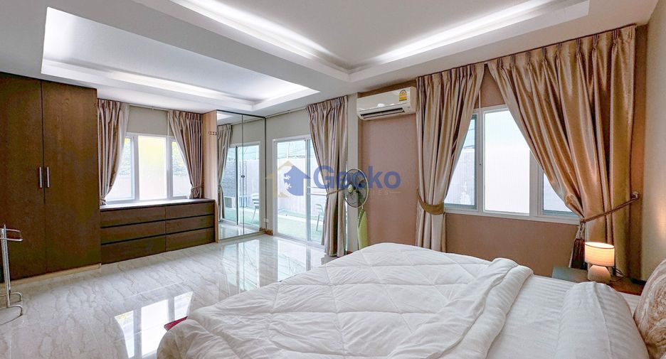 For rent 3 bedrooms house in Jomtien, Pattaya
