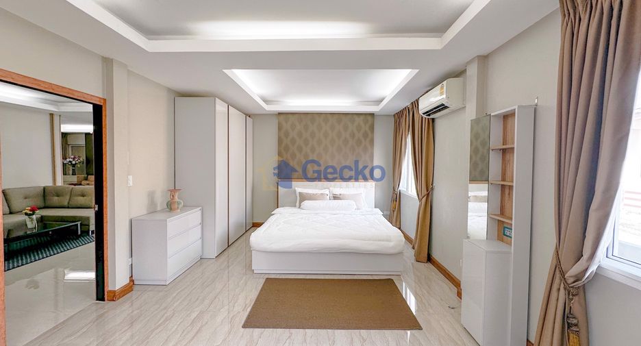 For rent 3 bedrooms house in Jomtien, Pattaya