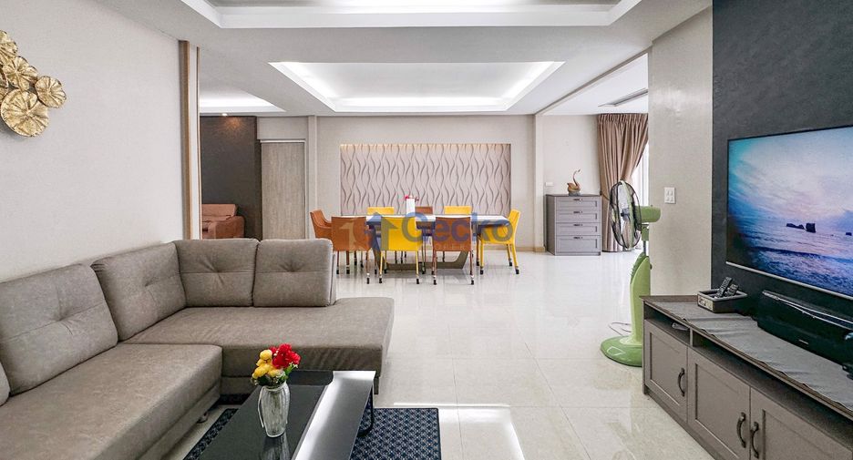 For rent 3 bedrooms house in Jomtien, Pattaya