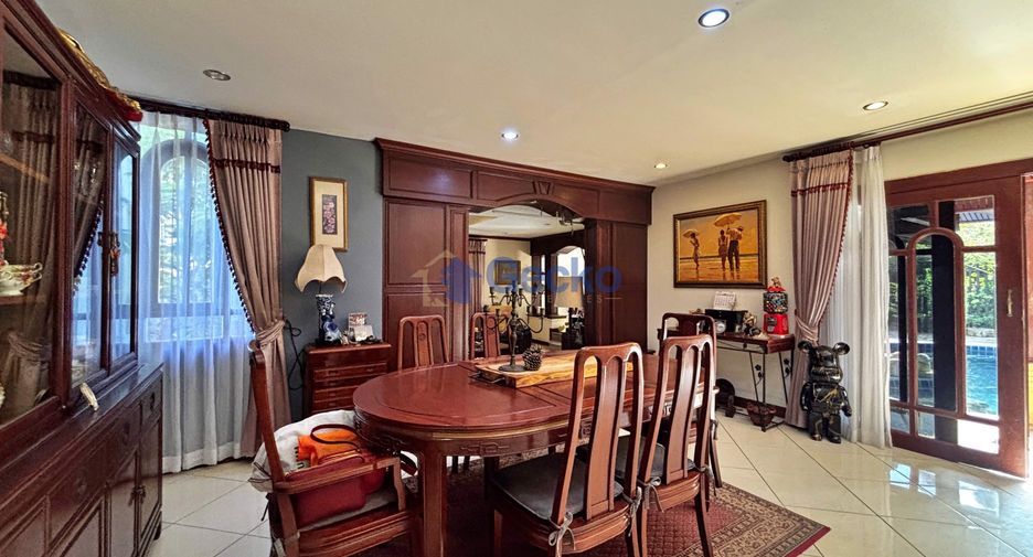For sale 3 bedrooms house in East Pattaya, Pattaya