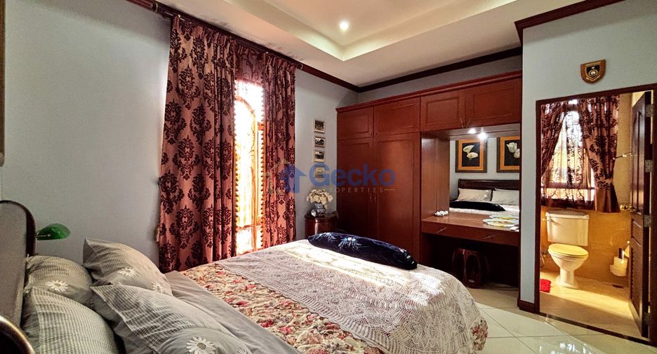 For sale 3 bedrooms house in East Pattaya, Pattaya
