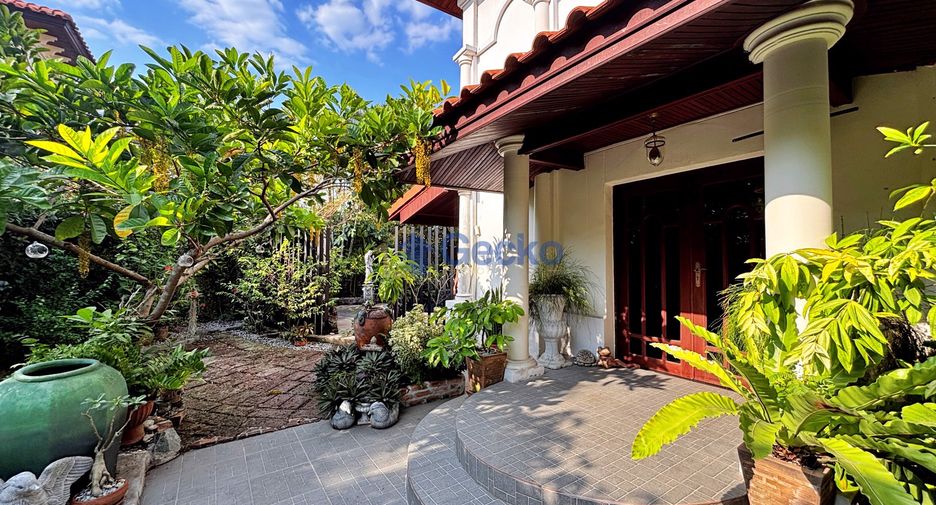 For sale 3 bedrooms house in East Pattaya, Pattaya