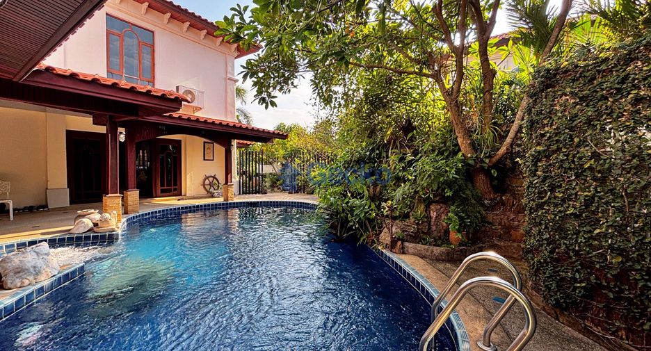 For sale 3 bedrooms house in East Pattaya, Pattaya