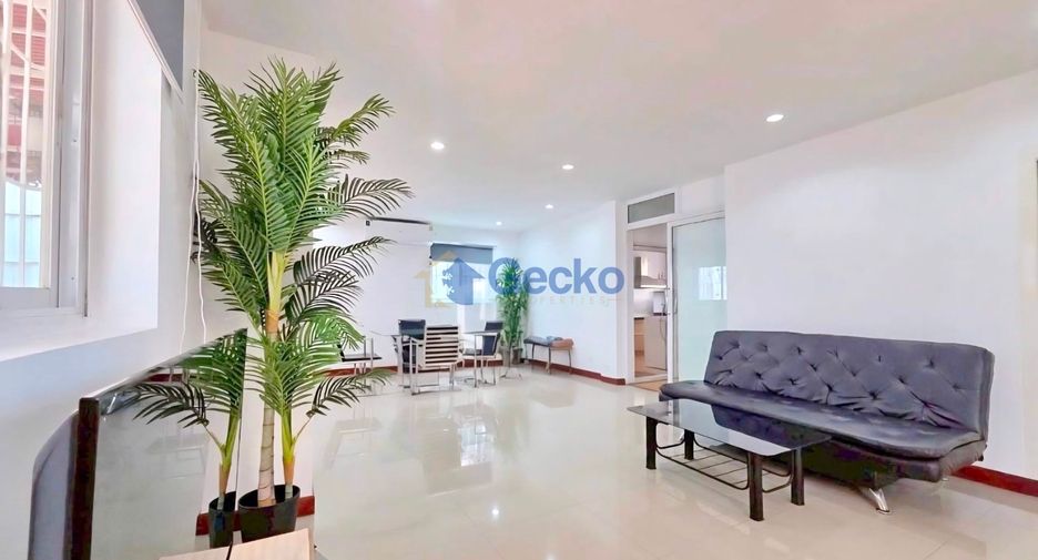 For rent 4 bedrooms house in Central Pattaya, Pattaya
