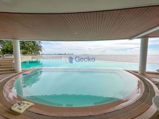 For sale 2 ベッドルーム condo in Bang Lamung, Chonburi