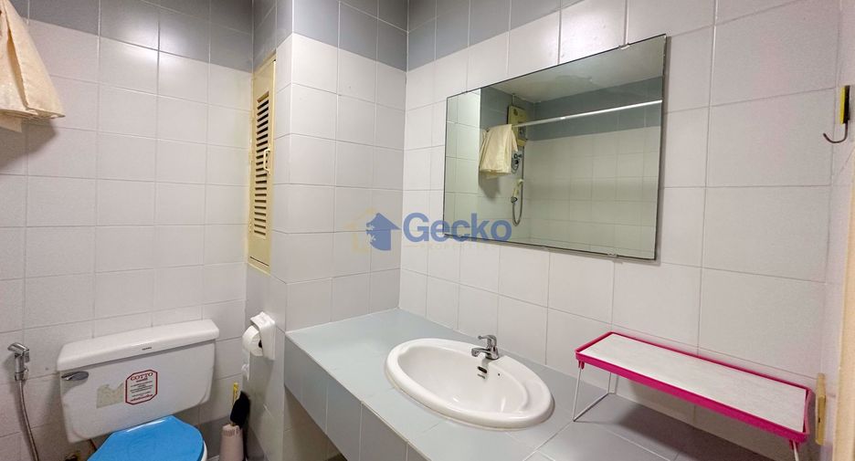 For sale 2 ベッドルーム condo in North Pattaya, Pattaya