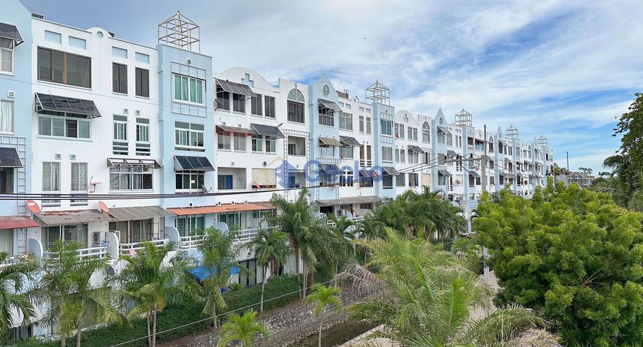 For sale 2 ベッドルーム condo in North Pattaya, Pattaya