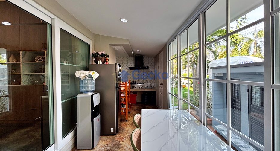 Haus zum Kauf mit 5 Zimmer in East Pattaya, Pattaya