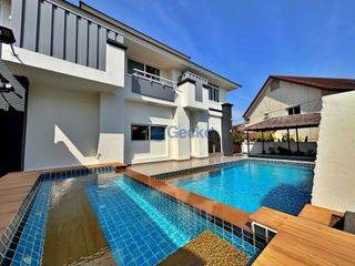 À vendre 5 chambres maison à Bang Lamung, Chonburi