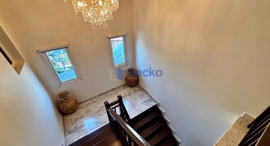 Haus zum Kauf mit 5 Zimmer in East Pattaya, Pattaya