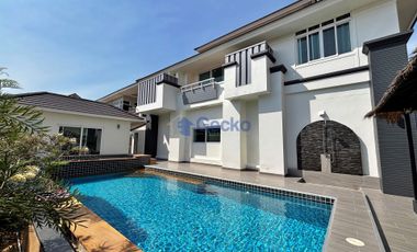 À vendre 5 chambres maison à East Pattaya, Pattaya