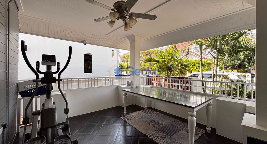 Haus zum Kauf mit 5 Zimmer in East Pattaya, Pattaya