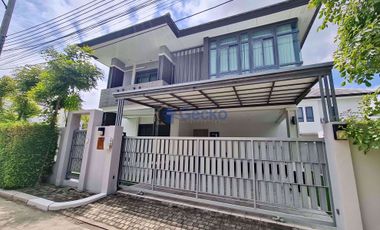 For sale 4 bedrooms house in East Pattaya, Pattaya