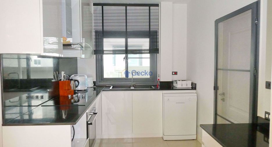 For sale 3 bedrooms house in East Pattaya, Pattaya