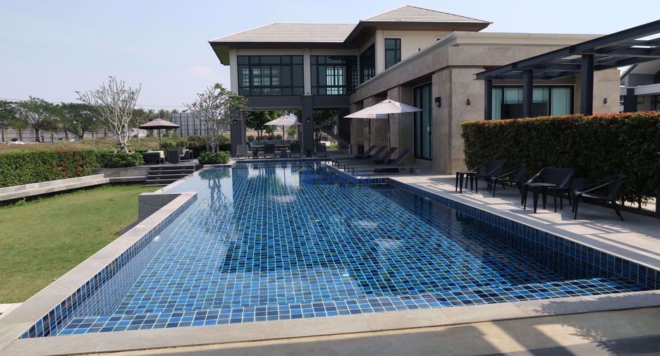 For sale 3 bedrooms house in East Pattaya, Pattaya
