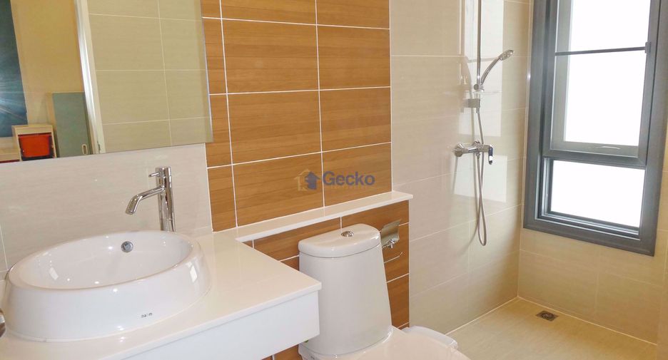 For sale 3 bedrooms house in East Pattaya, Pattaya