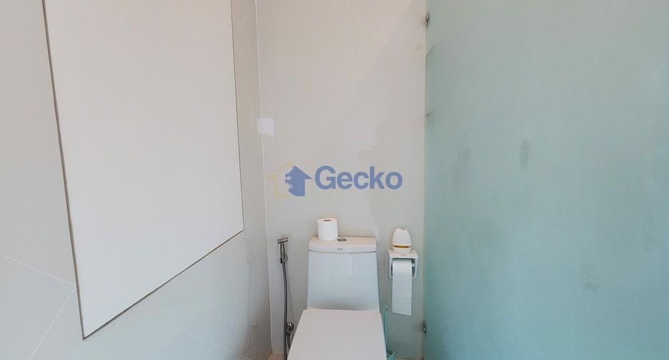 For sale 2 bedrooms condo in North Pattaya, Pattaya