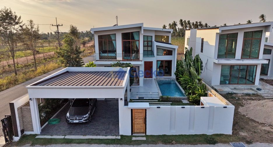 Casa en venta de 5 habitaciones en East Pattaya, Pattaya