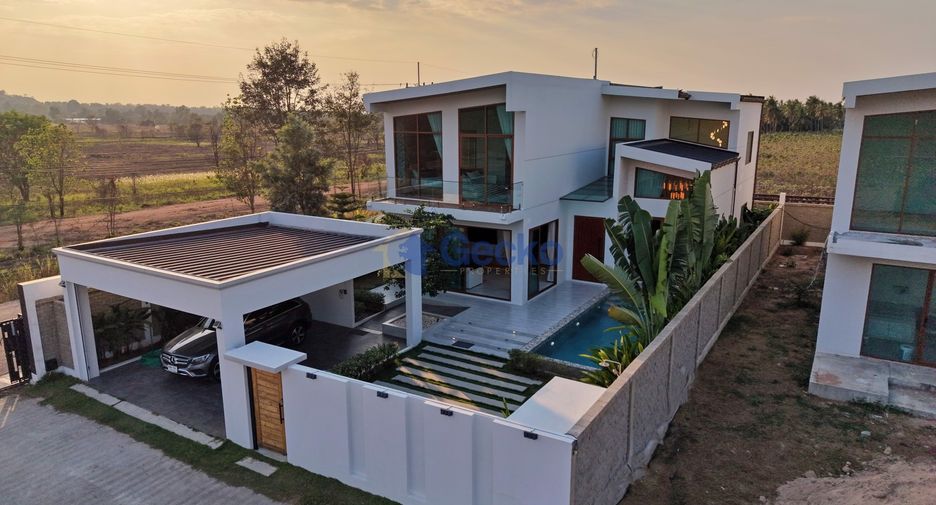 Casa en venta de 5 habitaciones en East Pattaya, Pattaya