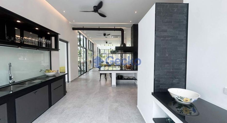 ขาย 4 ห้องนอน บ้านเดี่ยว ใน ห้วยใหญ่, พัทยา