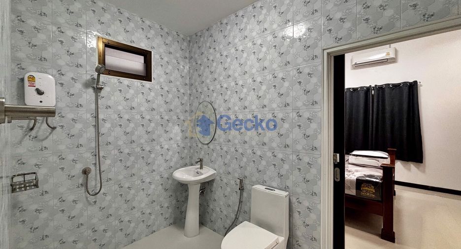 For rent 2 bedrooms house in Jomtien, Pattaya