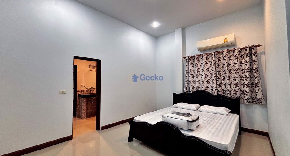 For rent 3 bedrooms house in Jomtien, Pattaya