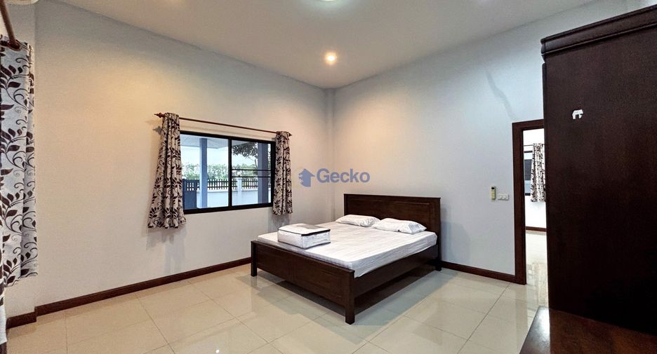 For rent 3 bedrooms house in Jomtien, Pattaya