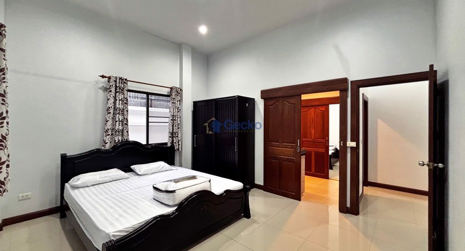 For rent 3 bedrooms house in Jomtien, Pattaya