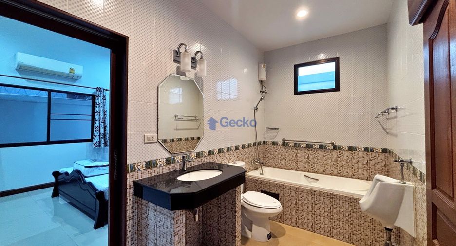 For rent 3 bedrooms house in Jomtien, Pattaya