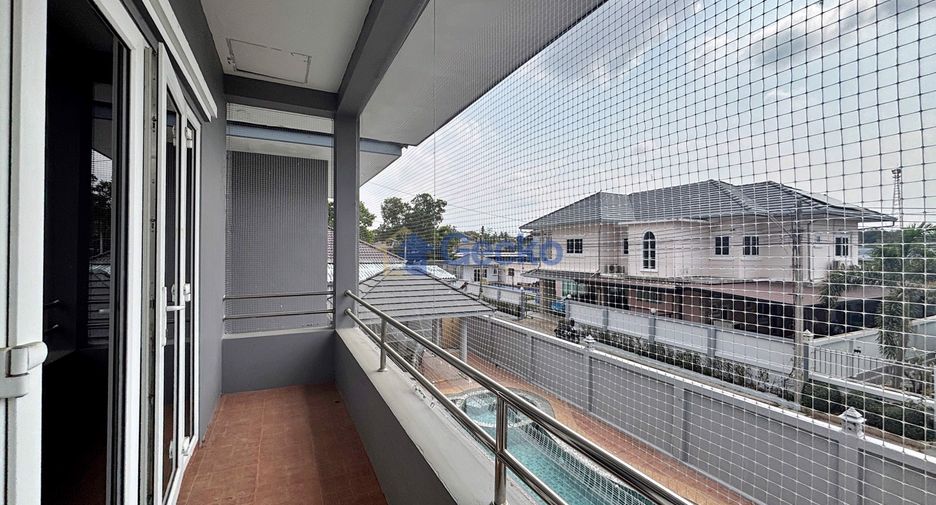 À louer 4 chambres maison à Bang Lamung, Chonburi