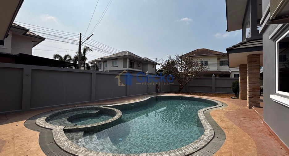 À louer 4 chambres maison à Bang Lamung, Chonburi