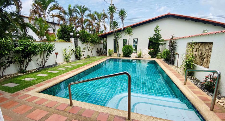 For sale 3 bedrooms house in East Pattaya, Pattaya
