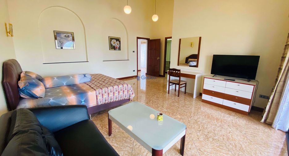 For sale 3 bedrooms house in East Pattaya, Pattaya
