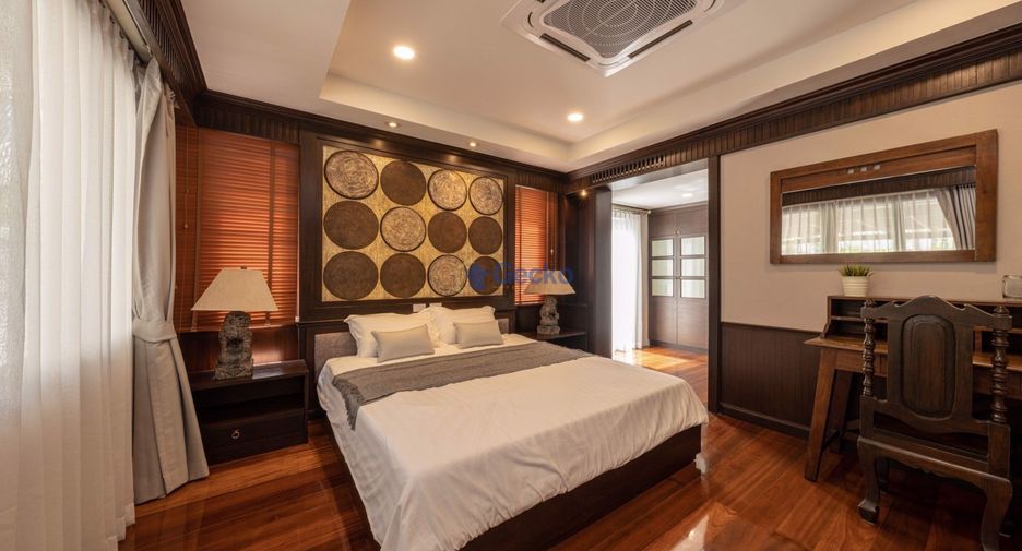 À louer 6 chambres maison à Central Pattaya, Pattaya