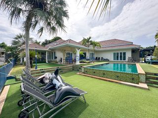 For sale 4 bedrooms house in Bang Lamung, Chonburi