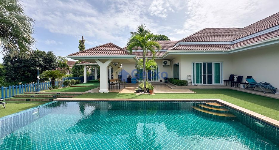 For sale 4 bedrooms house in Huay Yai, Pattaya
