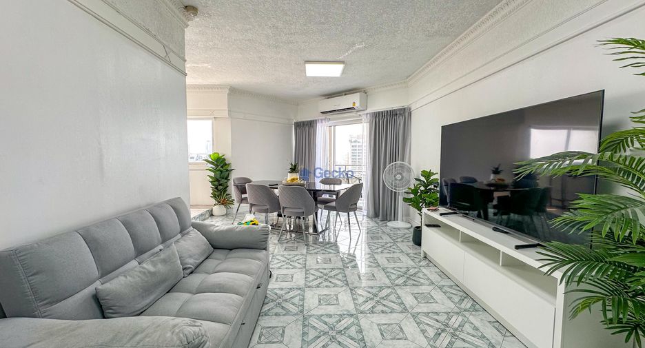 For sale 1 bed condo in Central Pattaya, Pattaya