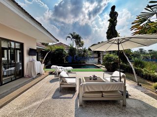 Haus zum Kauf mit 2 Zimmer in Bang Lamung, Chonburi