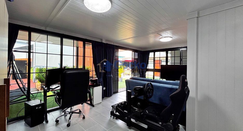 À vendre 6 chambres maison à East Pattaya, Pattaya