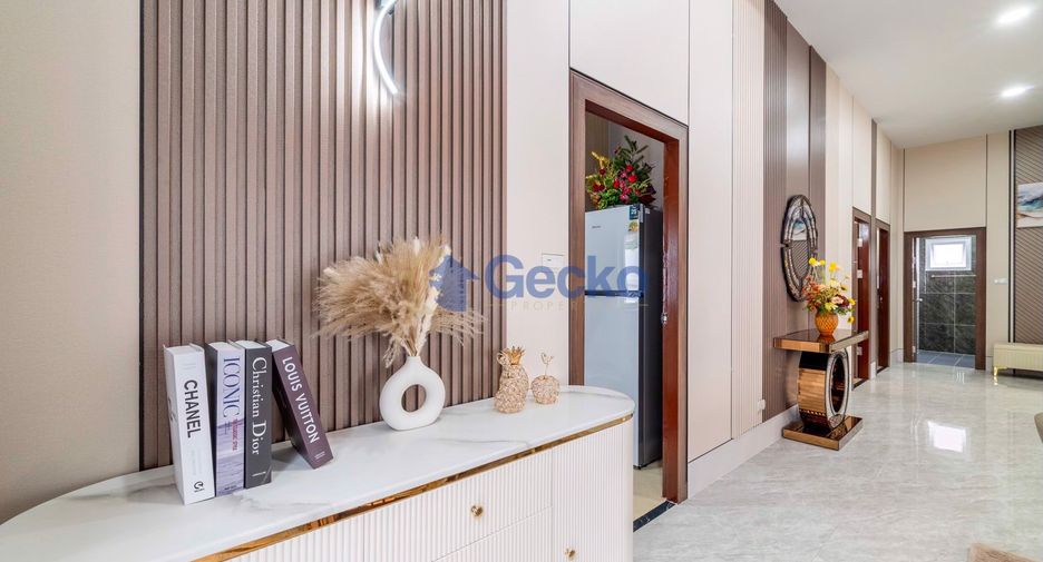For sale 3 bedrooms house in East Pattaya, Pattaya