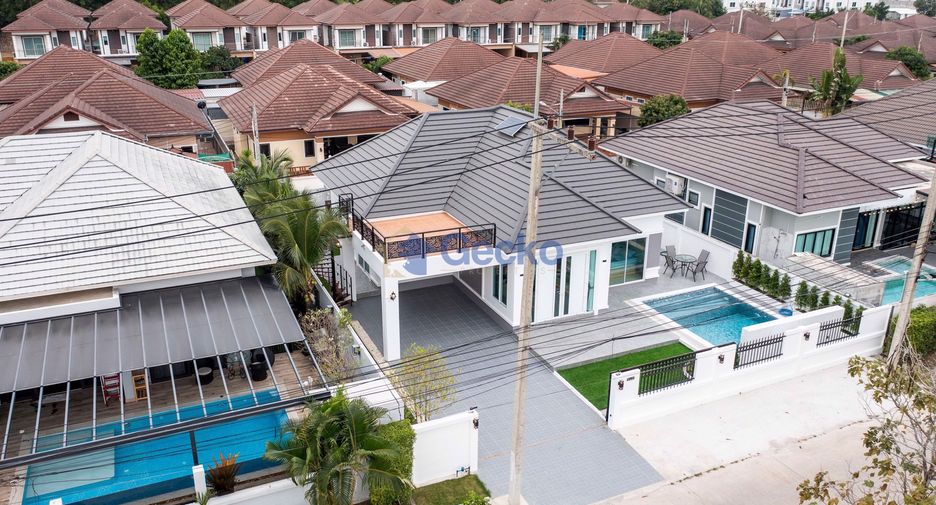 For sale 3 bedrooms house in East Pattaya, Pattaya