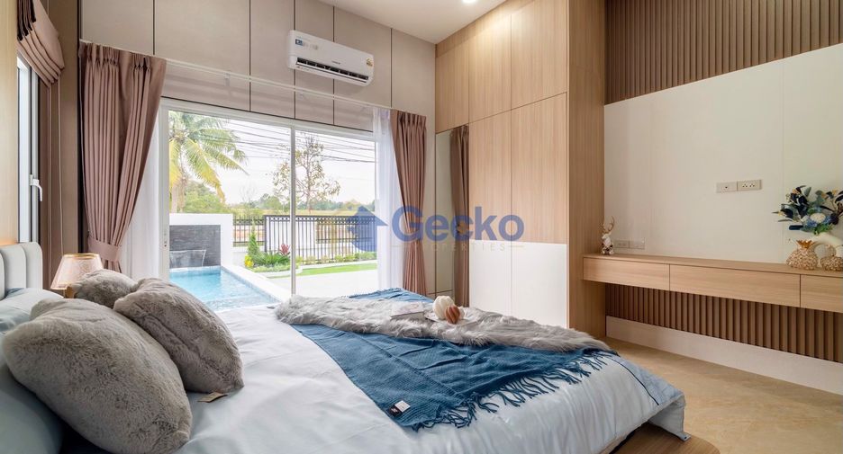 For sale 3 bedrooms house in East Pattaya, Pattaya