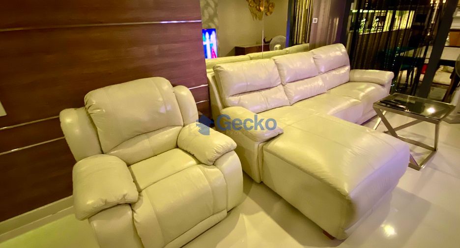 For rent 3 bedrooms condo in Central Pattaya, Pattaya