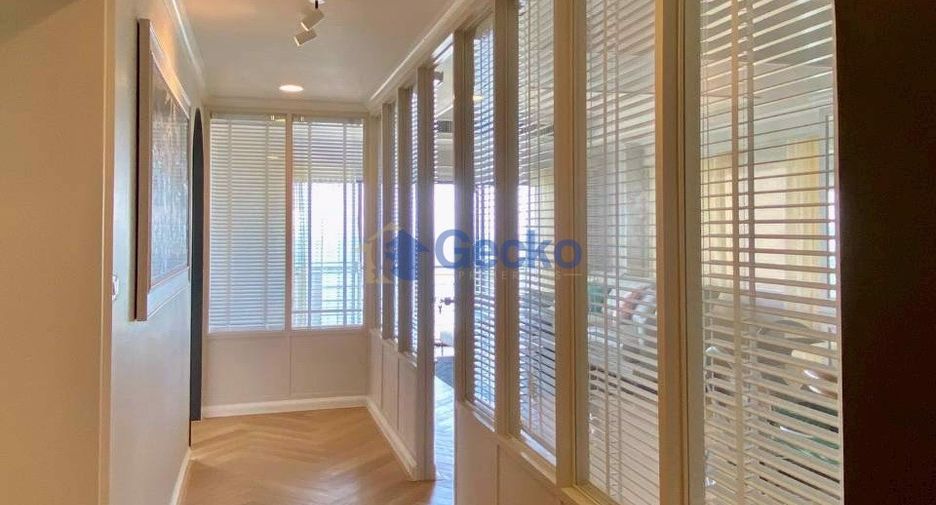 For rent 3 bedrooms condo in Sattahip, Chonburi