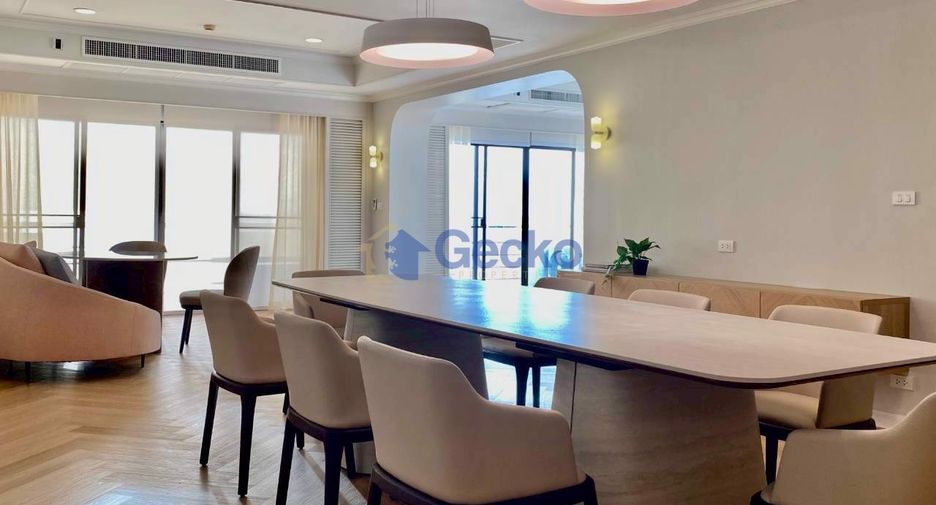 For rent 3 bedrooms condo in Sattahip, Chonburi