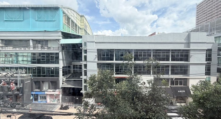 Wohnung zur Miete mit 1 Zimmer in Watthana, Bangkok