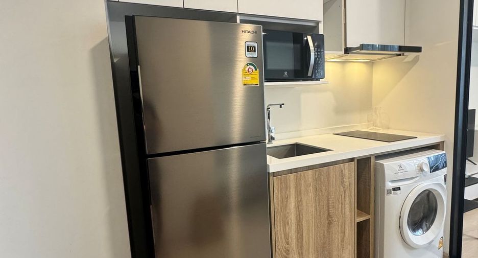 For rent スタジオ condo in Khlong Toei, Bangkok