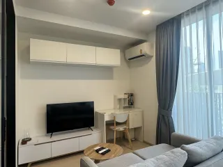 For rent studio condo in Khlong Toei, Bangkok